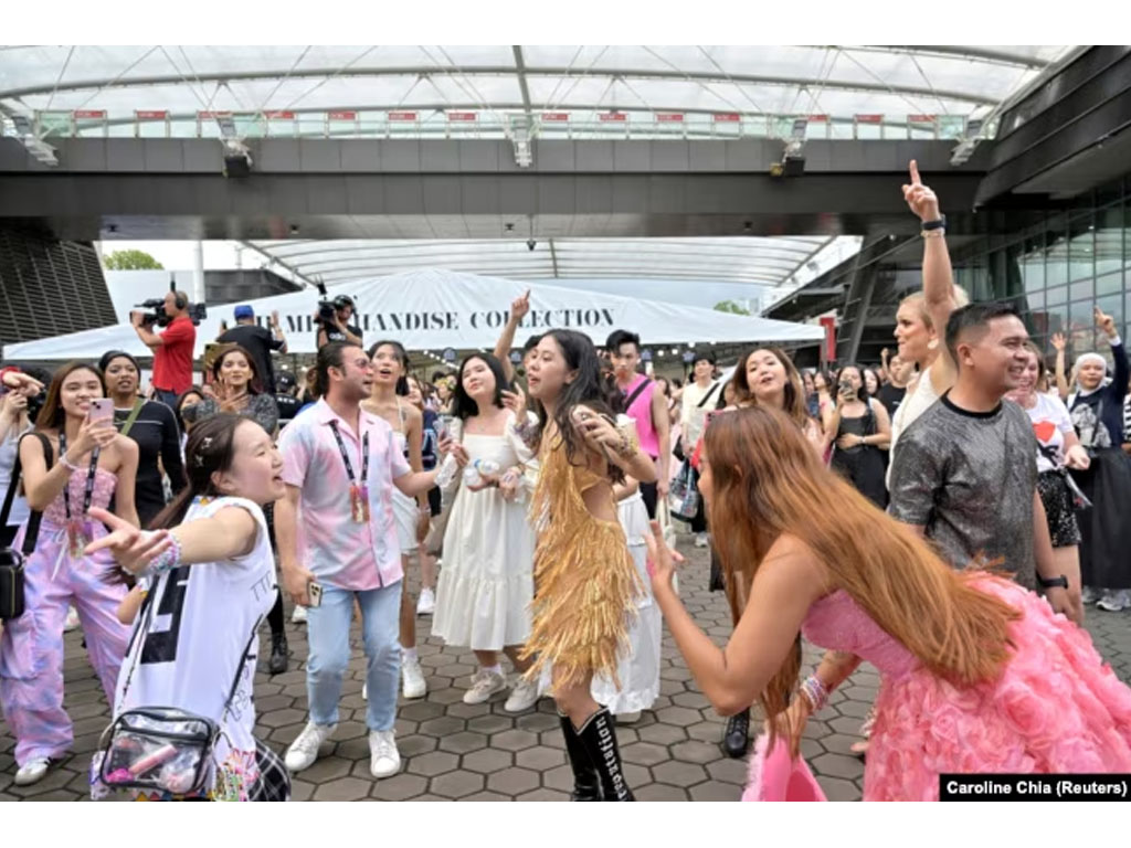 swifties menai di singapura