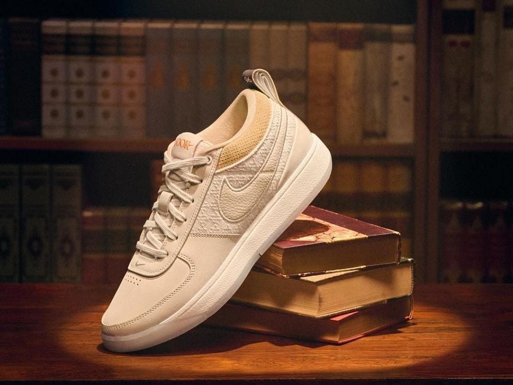 Sepatu Nike
