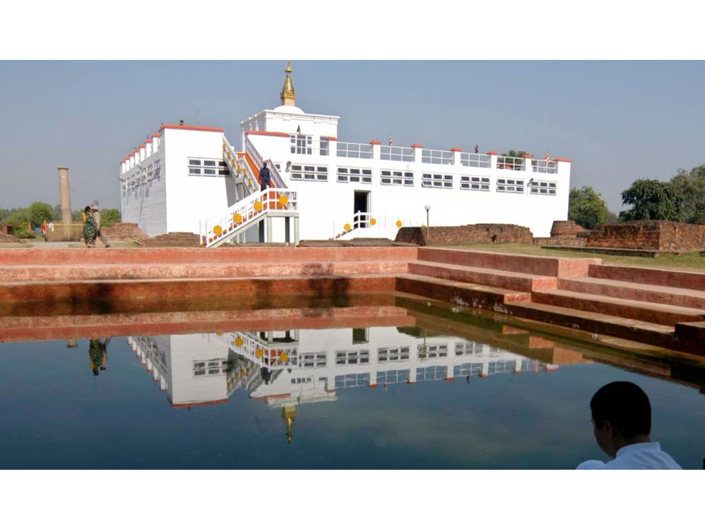 tempat kelahiran Sang Buddha di Lumbini