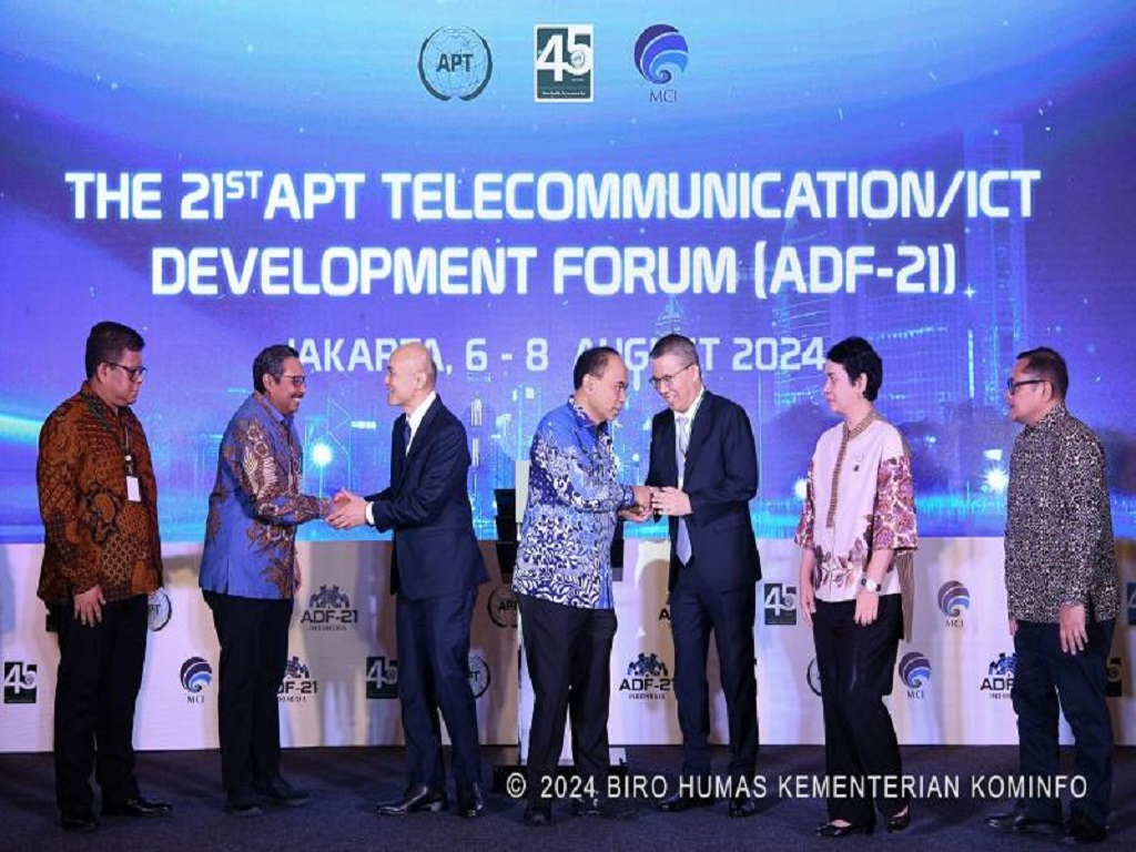 Menkominfo
