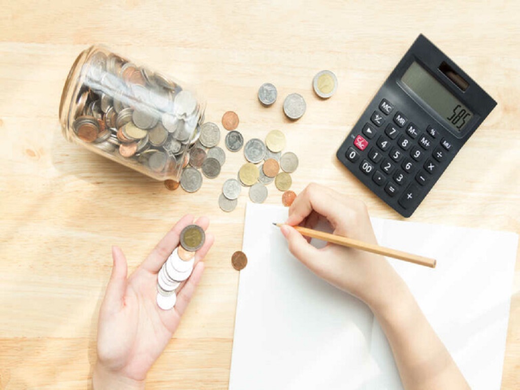 Tips Menghemat Uang Belanja Bulanan