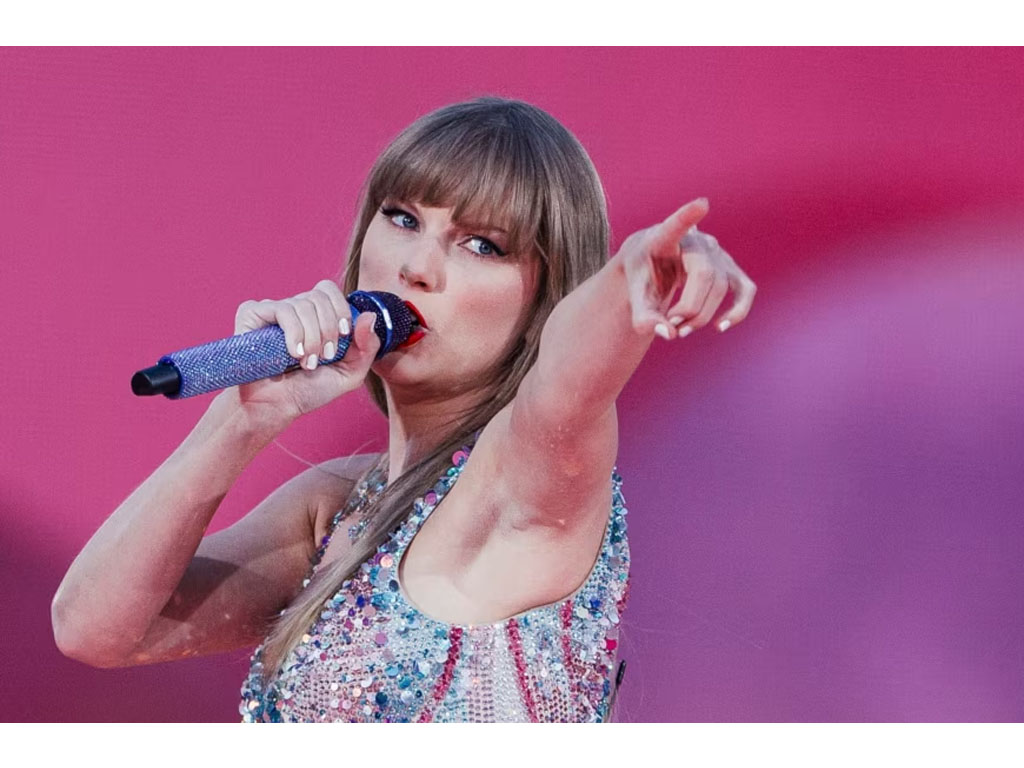 Taylor Swqift di Lisbon