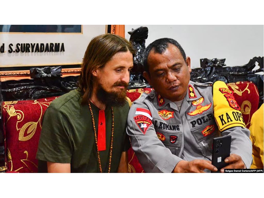Pilot Selandia Baru Phillip Mehrtens