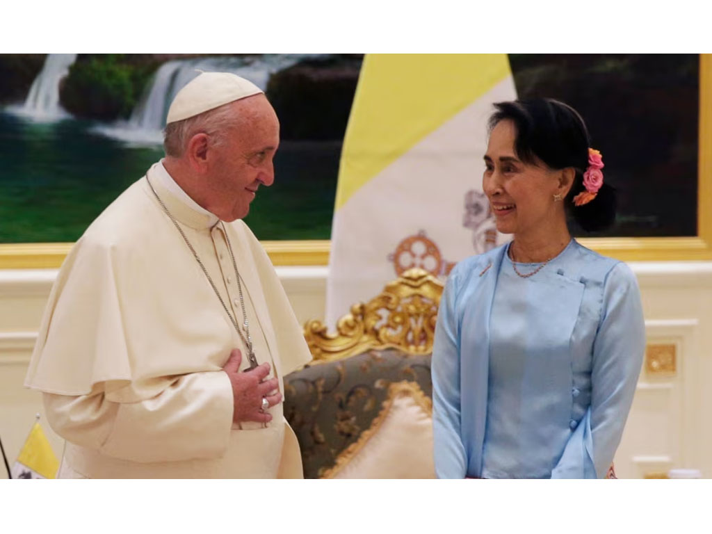 Paus Fransiskus dan Aung San Suu Kyi du Myanmar