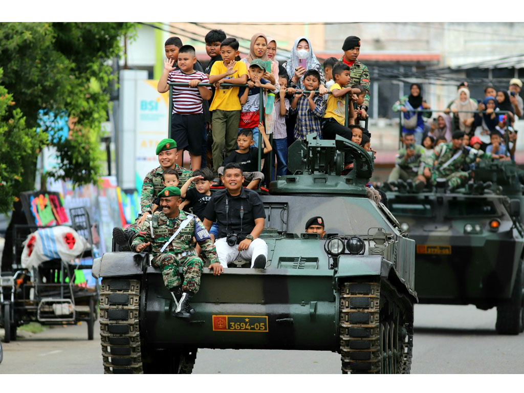 semarak hut tni lw1