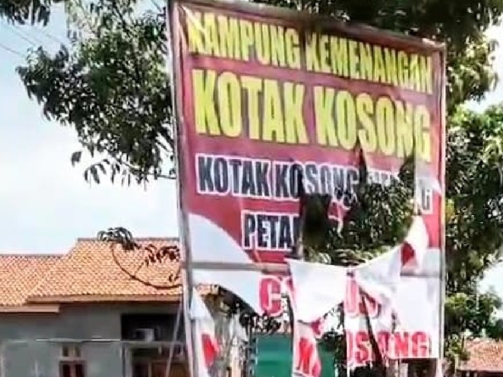 Perusakan baliho