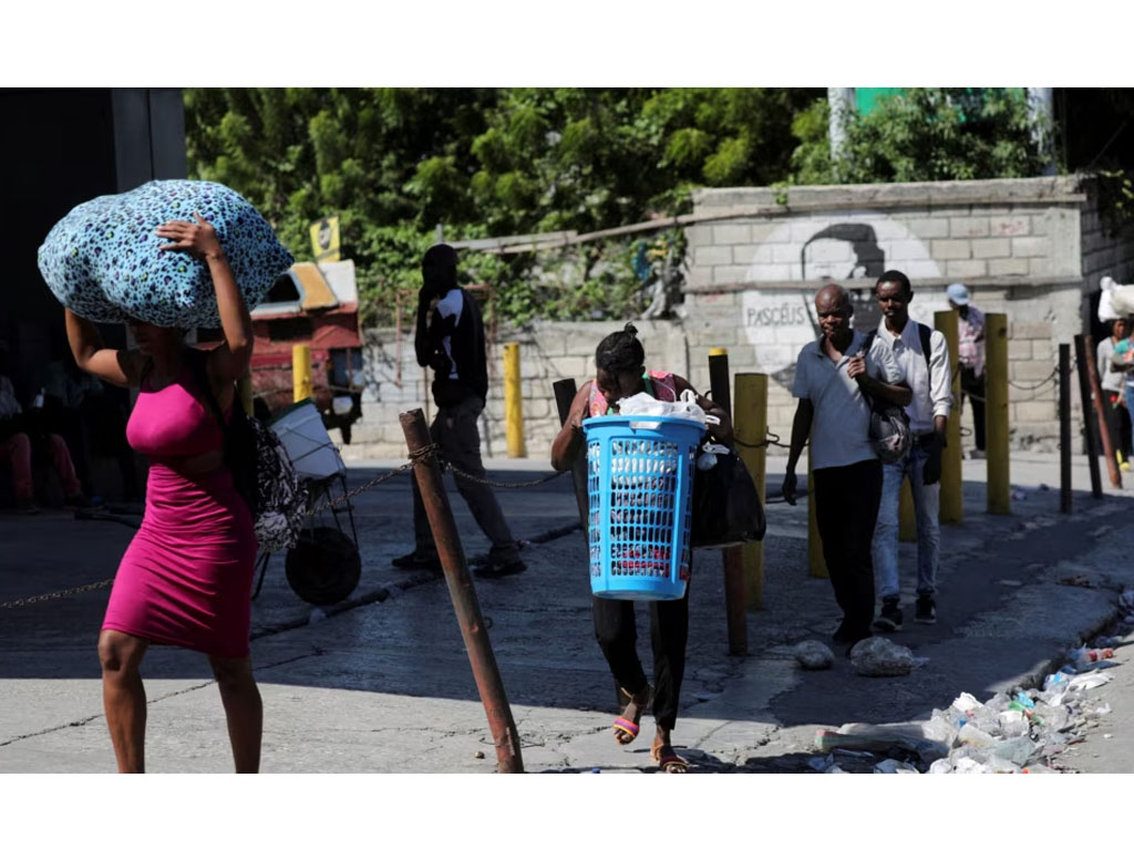 warga Haiti mengungsi