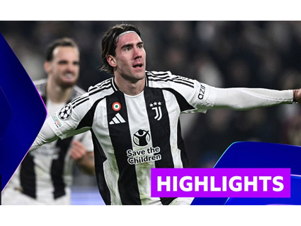 pemain juve rayakan gol