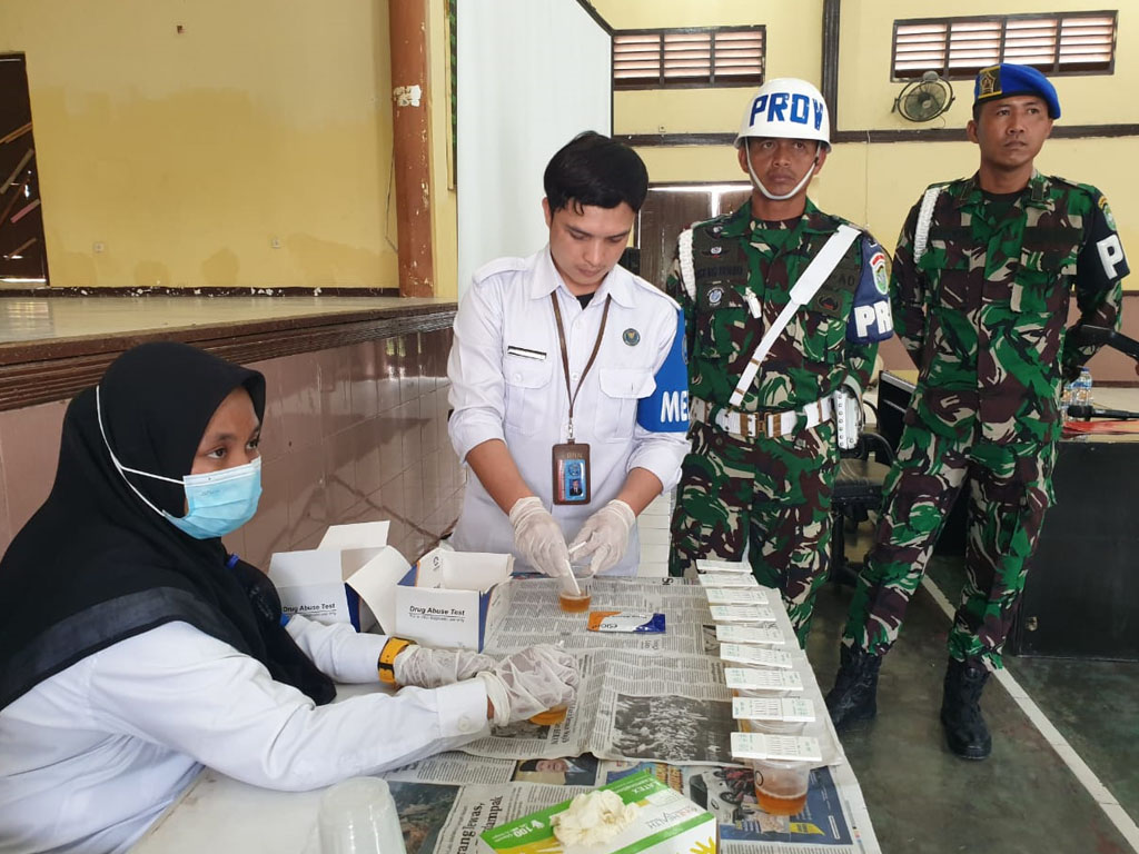 tes urine Korem LW 4