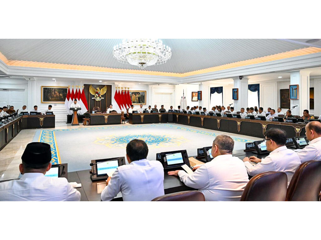 Prabowo pimpin sidang kabnet