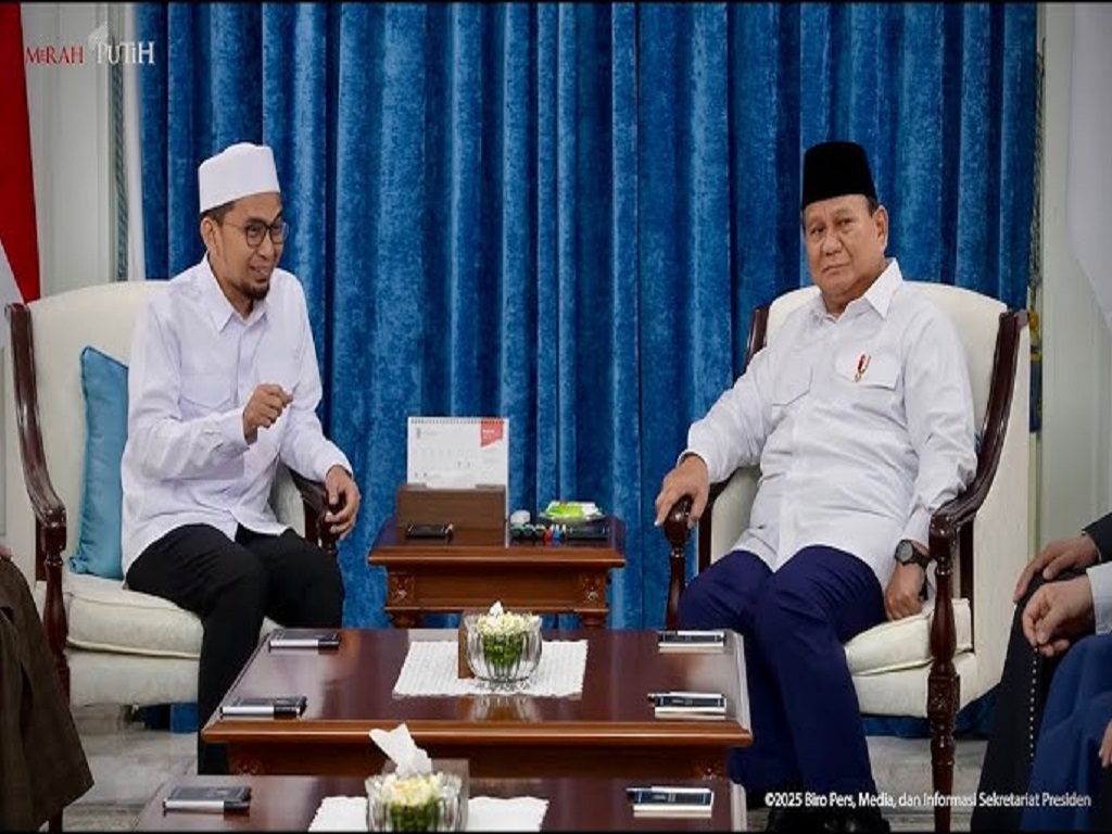 Prabowo Terima Ustaz Adi Hidayat
