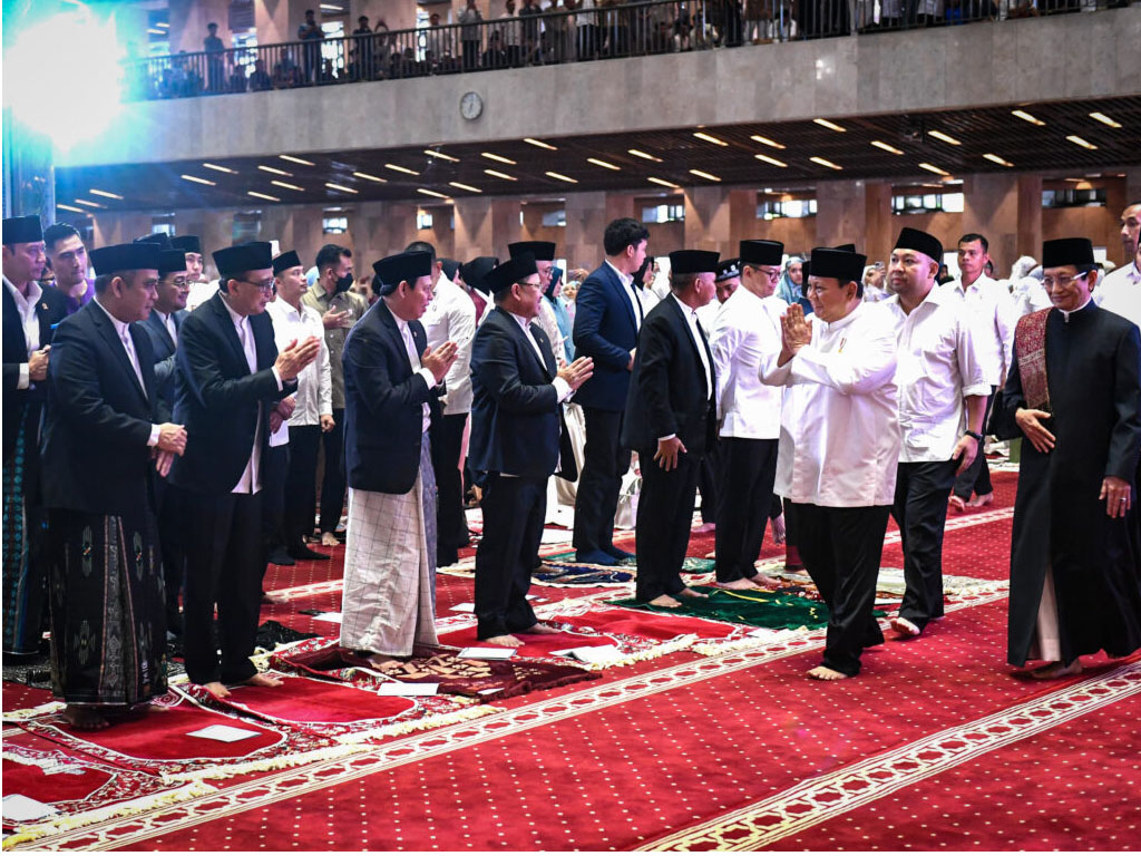 Prabowo salat ied di Istiglal