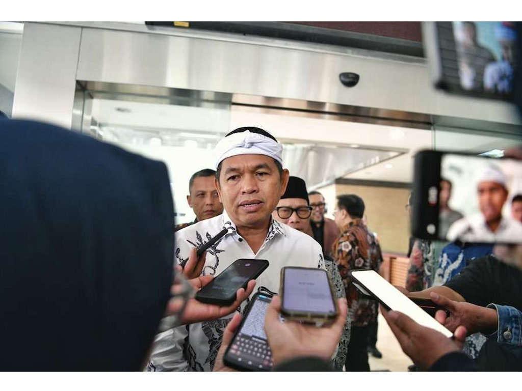 Gubernur Jabar Dedi Mulyadi