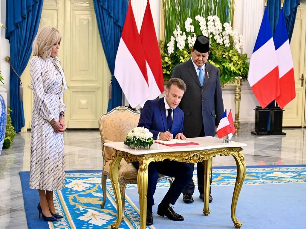 Macron