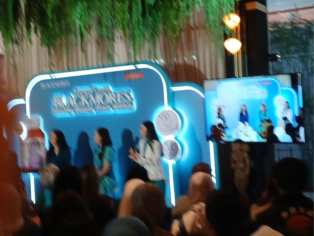 peluncuran blackmore
