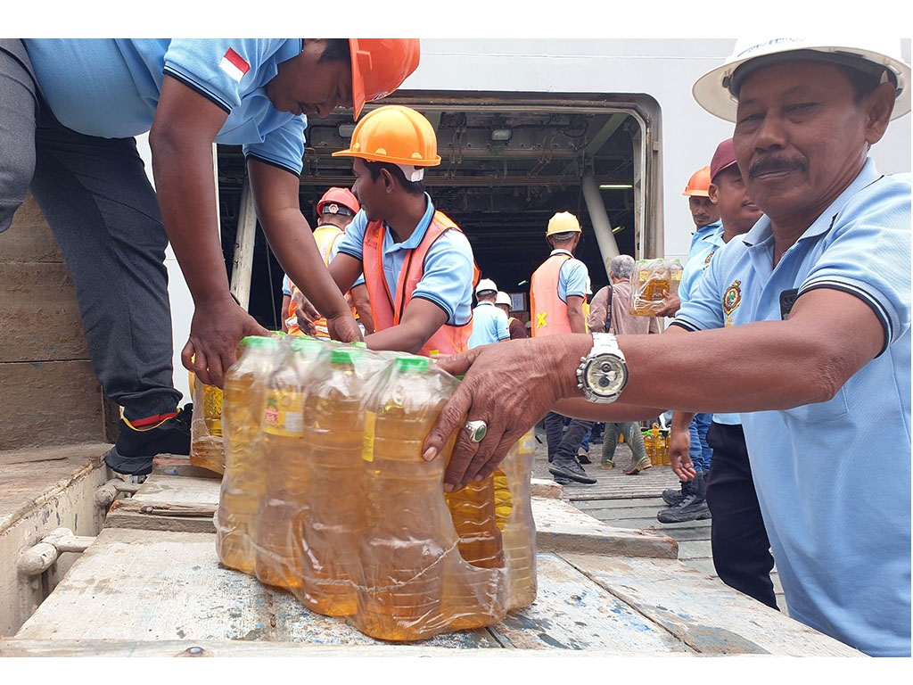 bantuan ke aceh 3