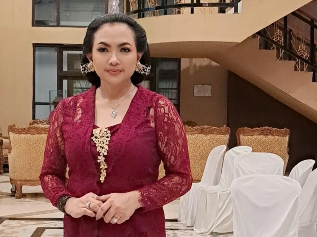 Dian Jennie Tjahjawati