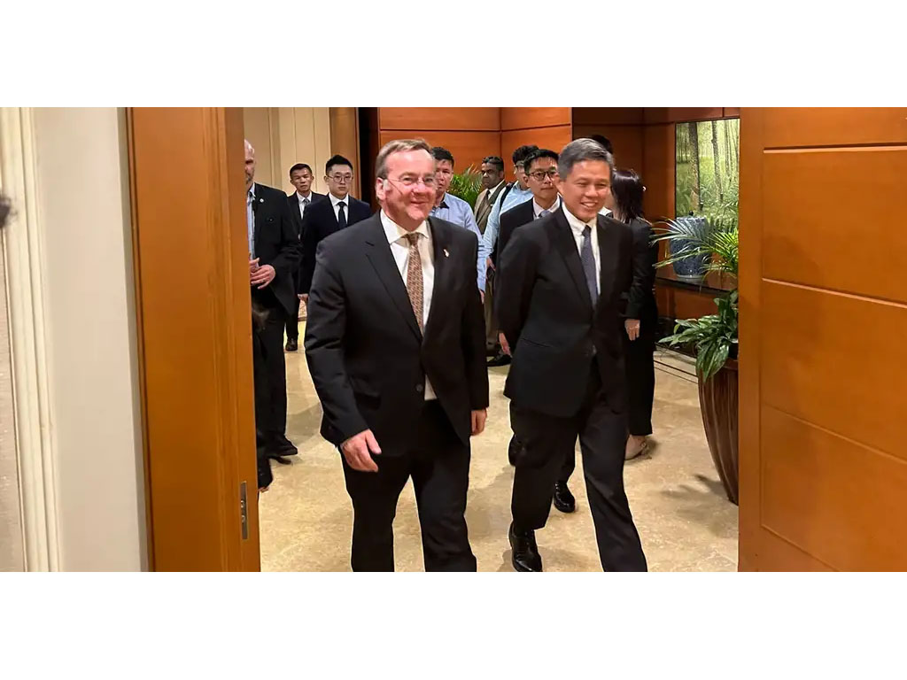 Menhan Jerman dan Singapura
