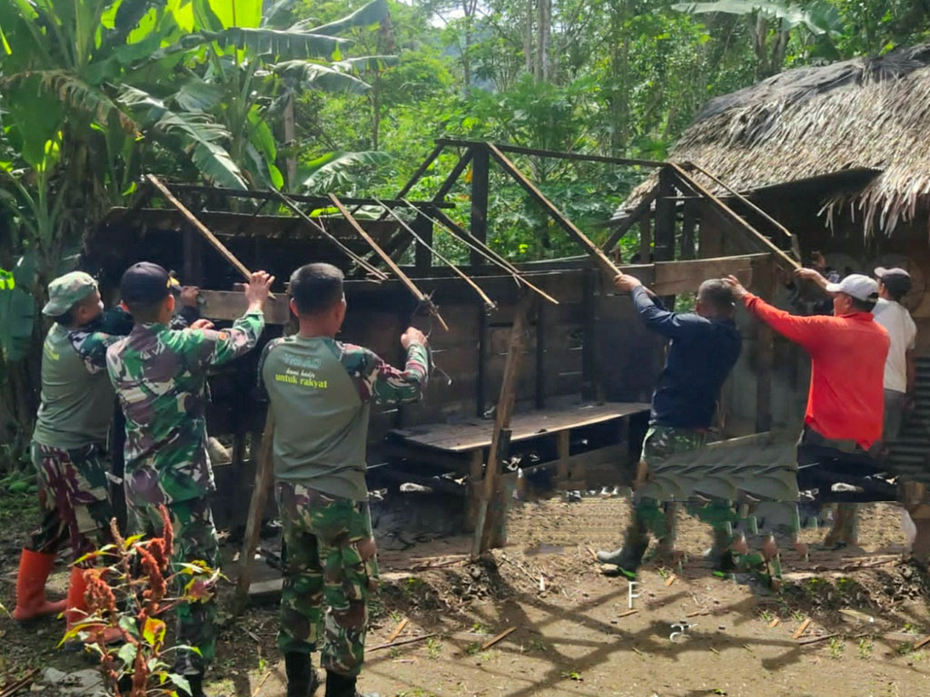 bedah rumah Tangse 5