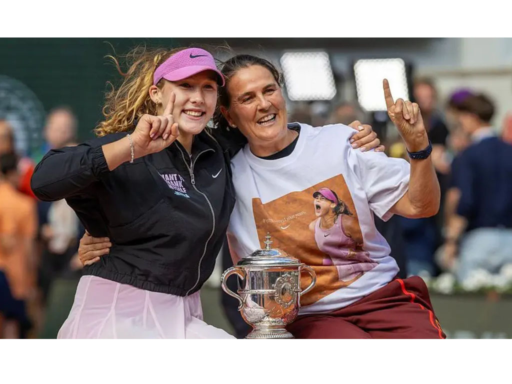 Mirra Andreeva dan Conchita Martinez