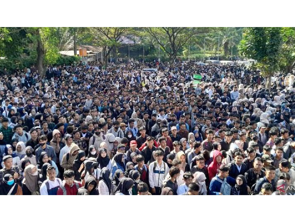 pencari kerja di bekasi