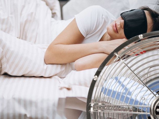 Kipas angin di kamar tidur