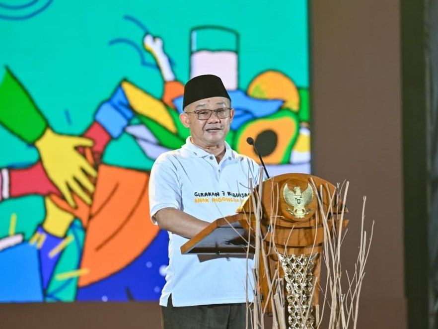 Siswa belajar dari rumah selama bulan puasa