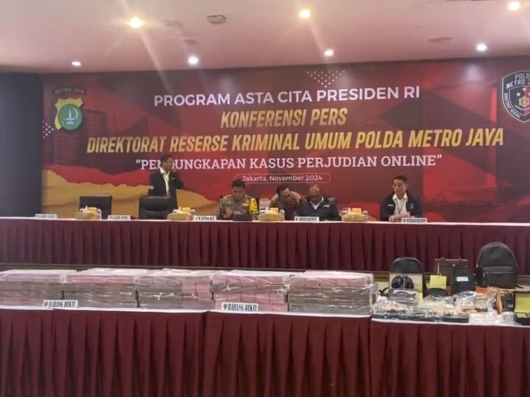 Kapolda Metro Jaya mengumumkan penangkapan tersangka