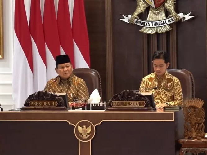 Presiden Prabowo Subianto dalam rapat kabinet