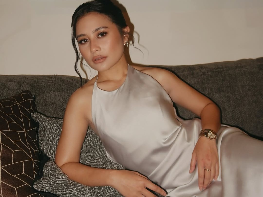 Prilly Latuconsina dalam unggahan video viralnya