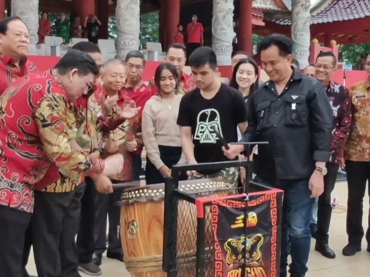 Yusril Ikut Meriahkan Perayaan Imlek di Klenteng Sam Poo Kong Semarang