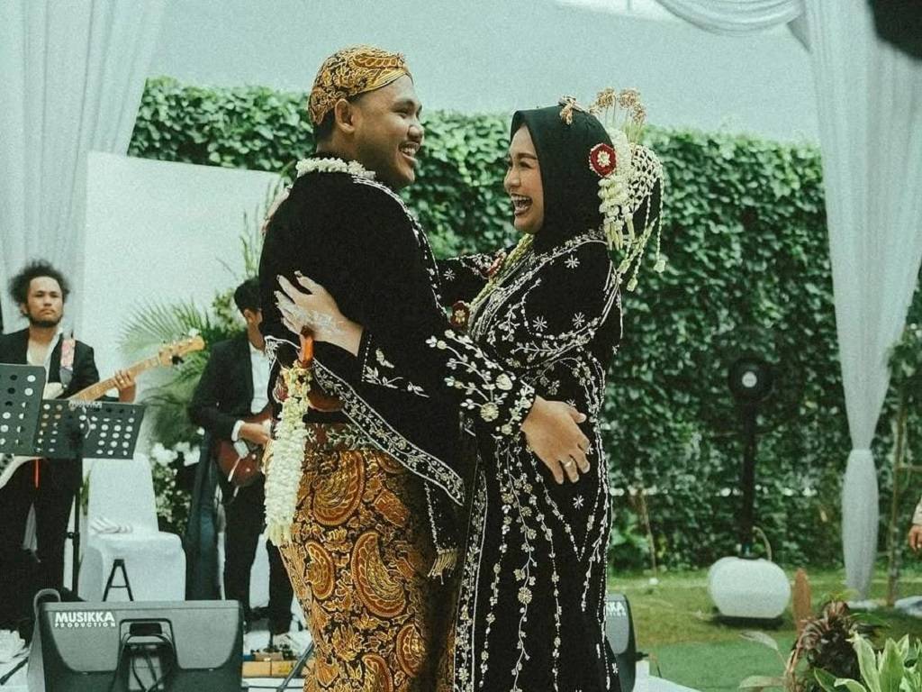 Salma Salsabil Spill Tabiat Bucin Dimansyah Usai Resmi Menikah Muda