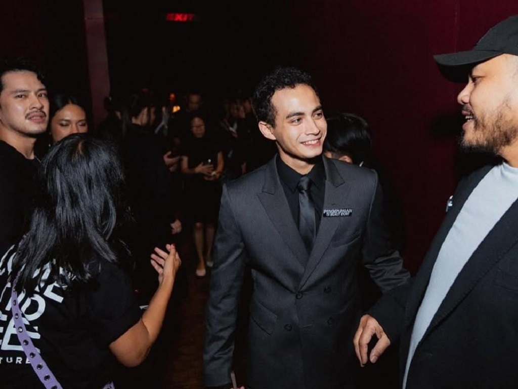 Omara Esteghlal Cerita Momen Romantis Bareng Prilly Latuconsina