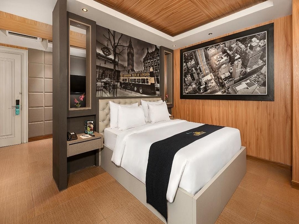 Tingkatkan Semua Jenis Transaksi di Hotel-hotel WHHG dan Menanangkan Mobil Baru untuk Anda!