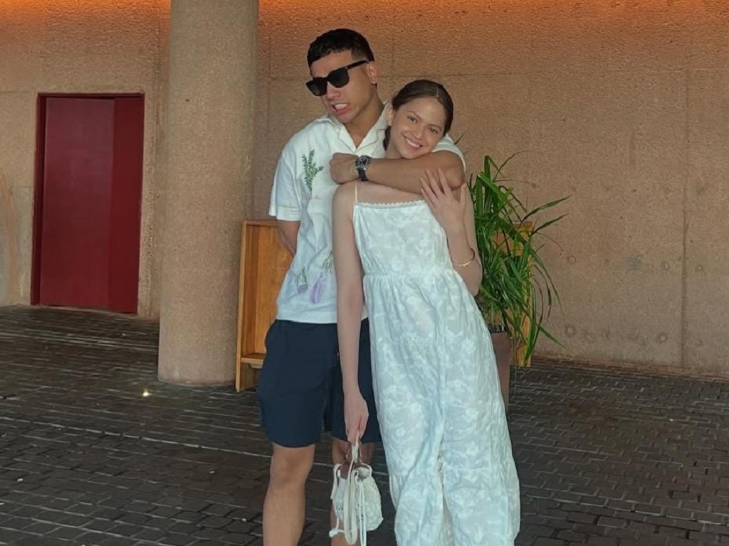 Fadly Faisal Pamer Foto Bareng Pacar Baru usai Dikira Belum Move On dari Rebecca Klopper