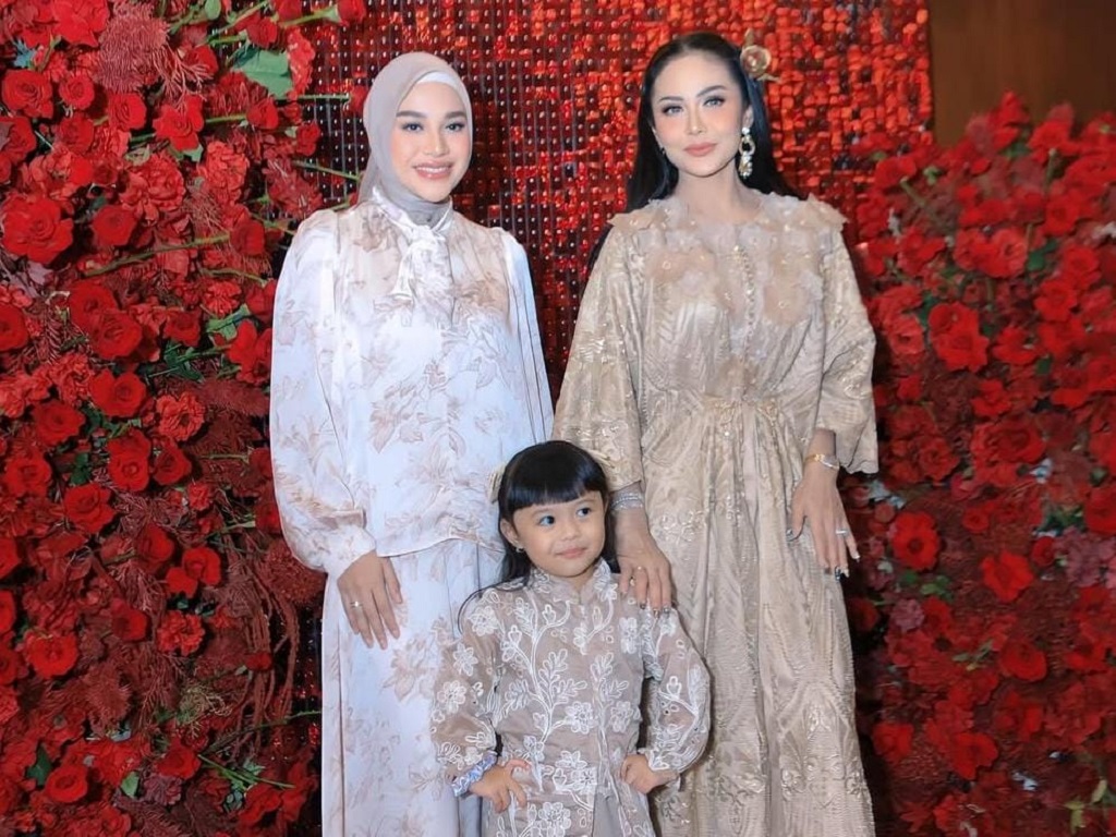 Kris Dayanti Dapat Hadiah Mahal dari Cucunya Ameena Putri Aurel di Ultah ke-50
