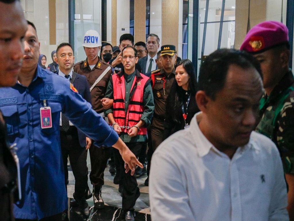 Kejagung Tetapkan Nadiem Makarin Tersangka Korupsi Laptop Chromebook