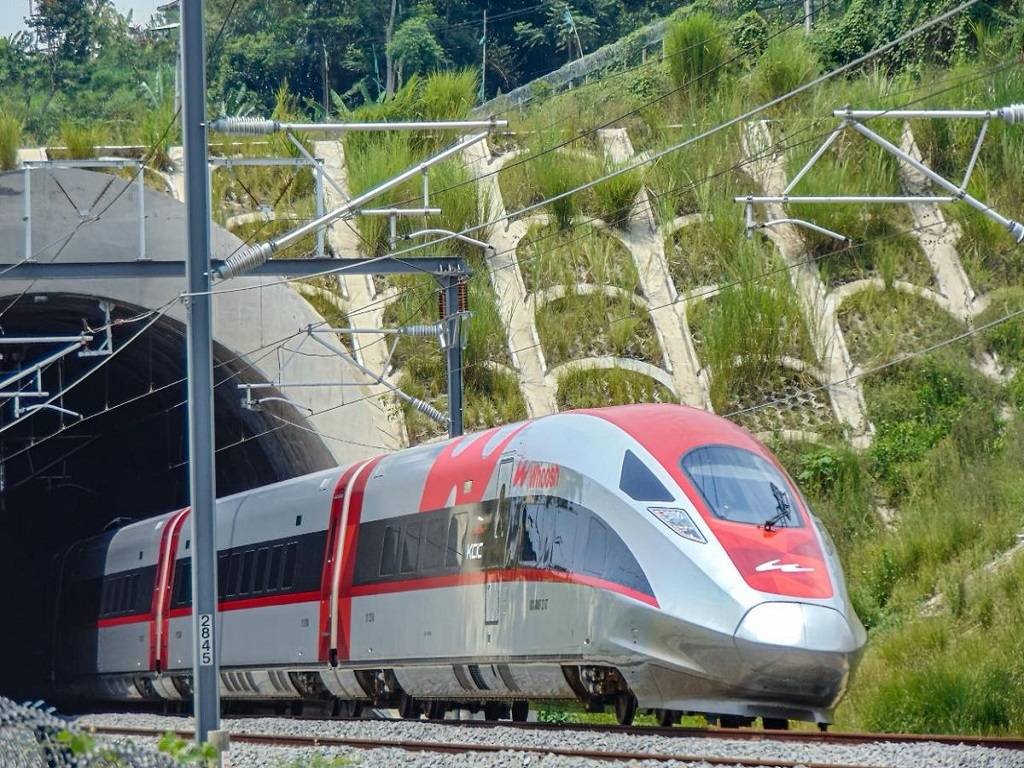 Tanggapan KCIC soal KPK Selidiki Kasus Terkait Kereta Cepat Whoosh