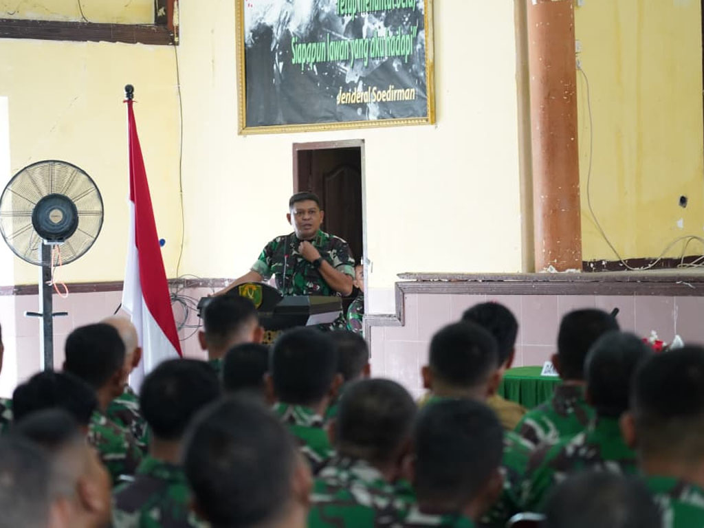 Arahan Danrem 011 Lilawangsa Kol Inf Ali Imran kepada Ratusan Prajurit TNI dan Anggota Persit di Bulan Ramadan