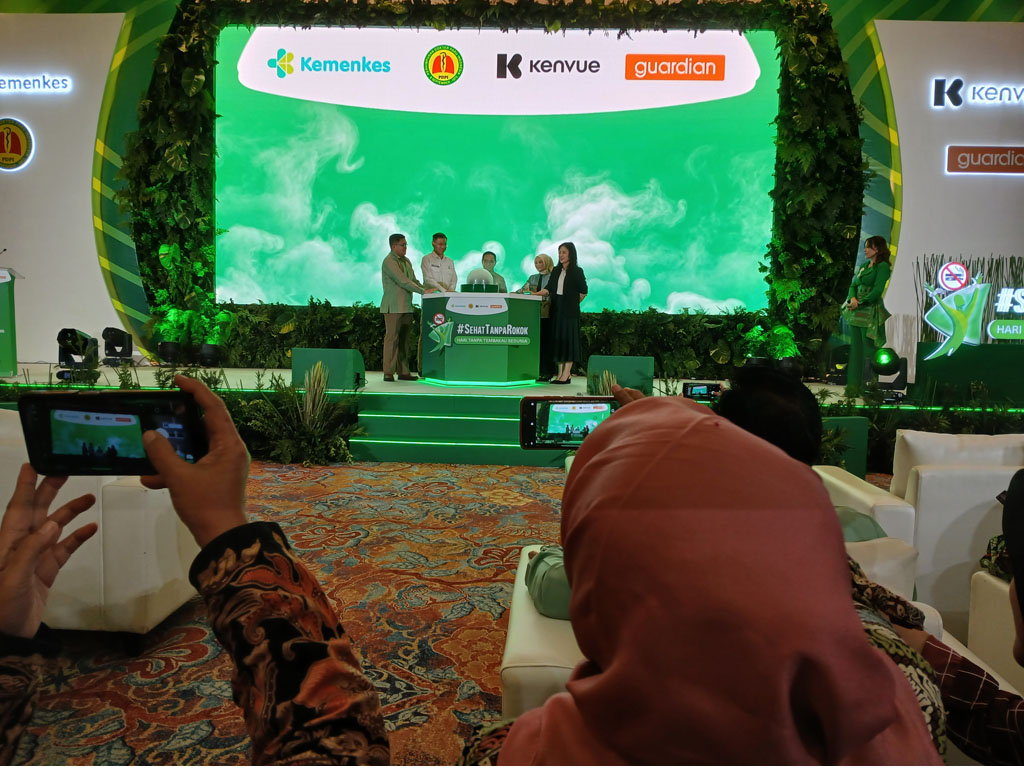 Kampanye Nasional #SehatTanpaRokok untuk Akselerasi Penurunan Prevalensi Perokok Diluncurkan di Jakarta